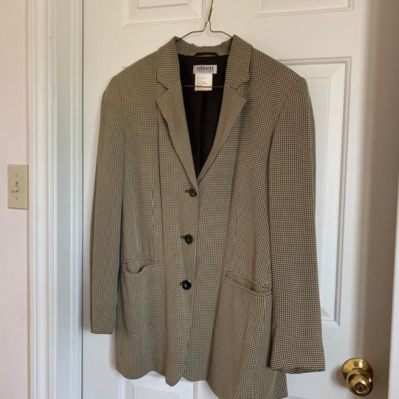 Tan Blazer Set - Picture 7 of 12